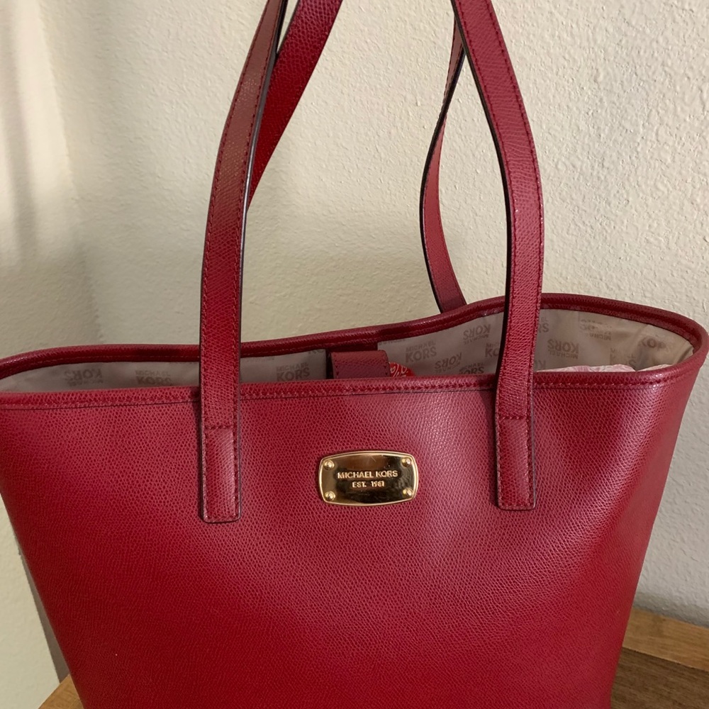 Red Michael Kors shoulder bag